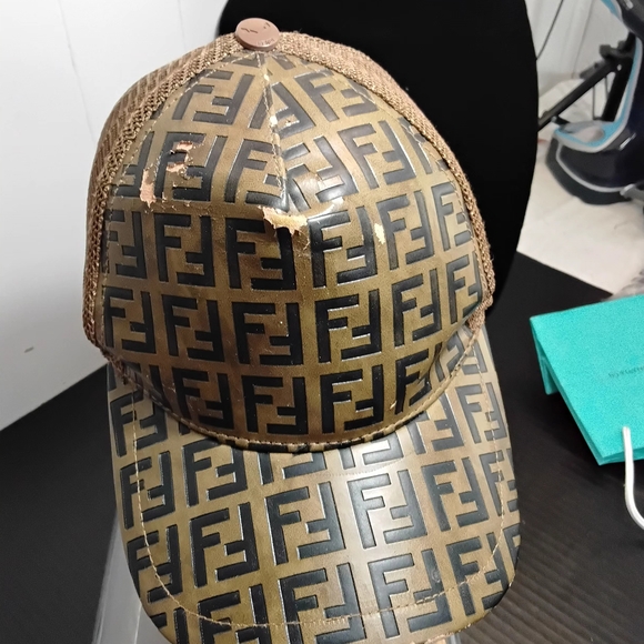 Fendi Brown Mesh Cap - Picture 2 of 2
